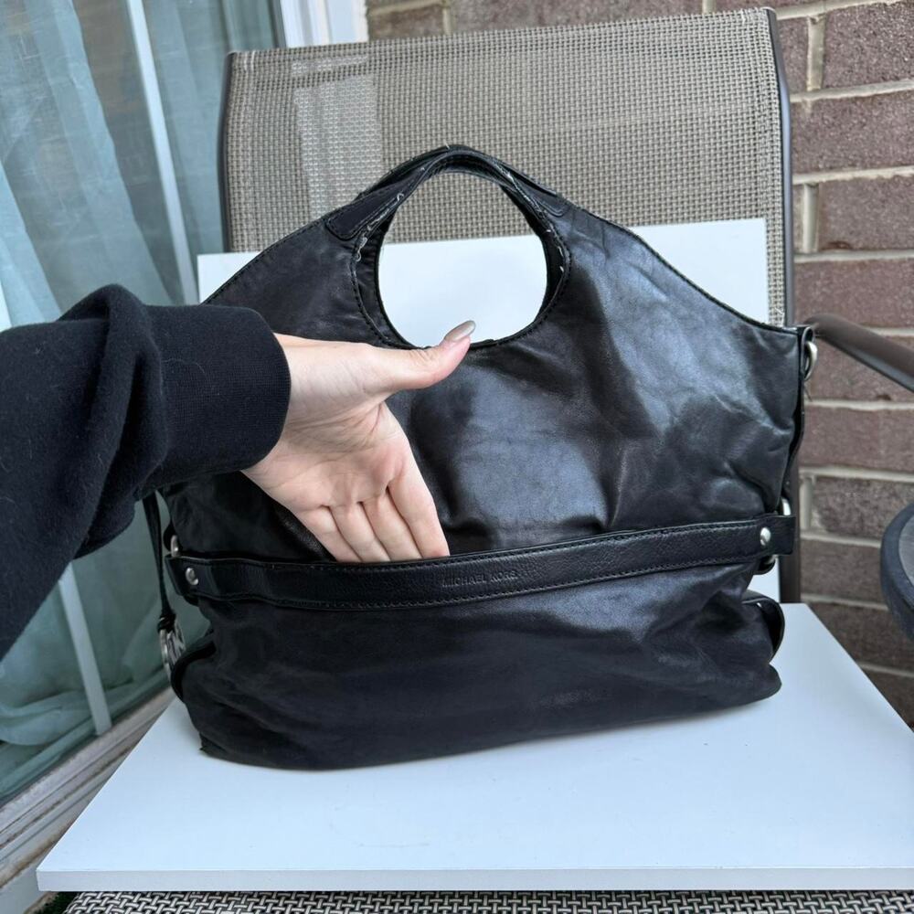 Vintage black michael kors shoulder tote bag with silver buckles - Picture 2 of 5